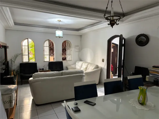 Casa à venda com 450m² - Guarulhos