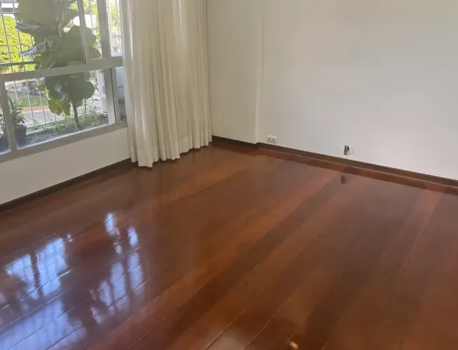 Imóvel a venda na Barra ao lado do shopping Barra e Atacadão