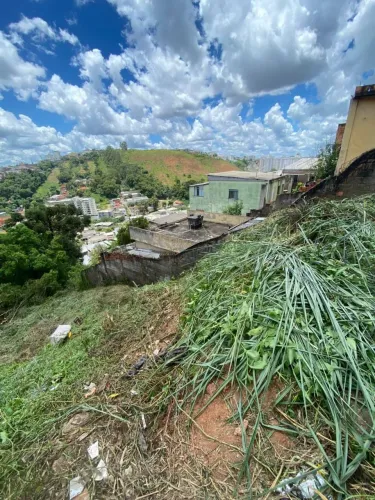 Lote no bairro Santos Dumont/JF
