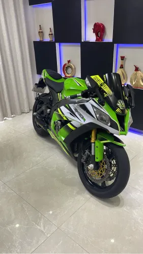 Kavasaki zx10 série especial de 30 anos