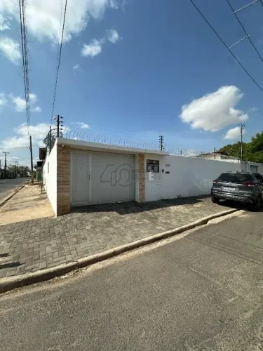 Casa à venda, 5 quartos, 3 suítes, 4 vagas, Macaúba - Teresina/PI