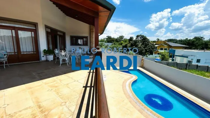 CASA EM CONDOMÍNIO - OURO FINO - SP
