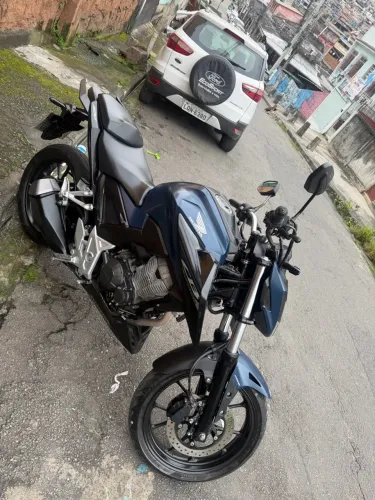 Honda CB 300f Twister Flex 2025