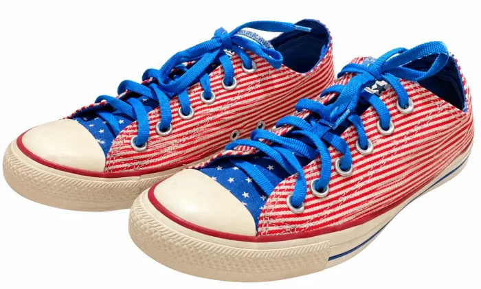 Tênis Converse ALL Star Listrado Vermelho/Azul N° 39/40 - Usado