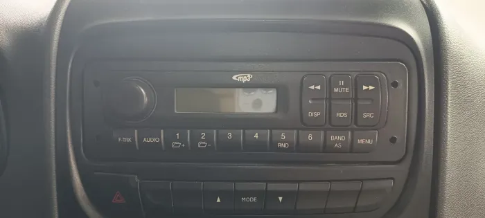 Rádio USB Fiat original