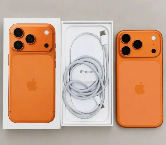 Vendo IPhone 17 pro Max 256 gb semi novo Laranja apenas 5 meses de uso