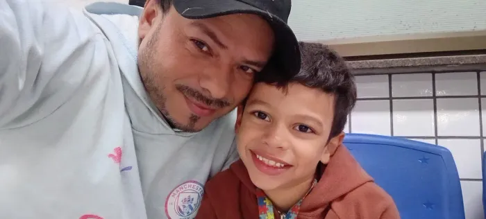 * Faxineiro ou free-lancer de cuidador de idoso