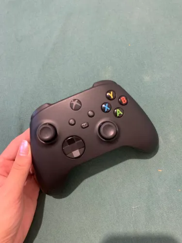 Controle xbox series pouco tempo de uso funcionando perfeitamente