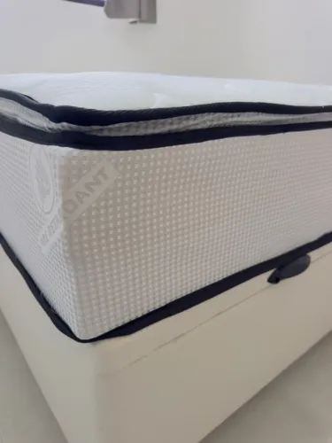 CAMA BOX CASAL COM BAÚ NOVINHA