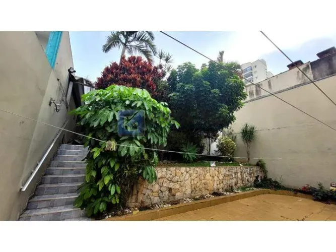 Sobrado à venda em Santo André - Vila Valparaíso | 3 dormitórios, 5 vagas