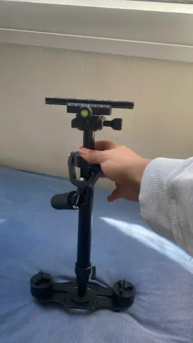 ? Estabilizador / Steadicam Profissional para Câmera DSLR e Mirrorless
