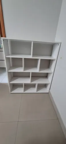 Balcao funcional com nichos