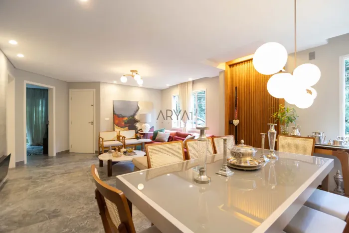Casa à venda em condomínio no Orleans ARYA1