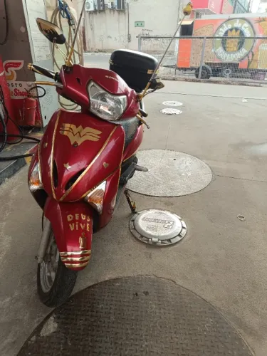Honda lead pra sair logo.