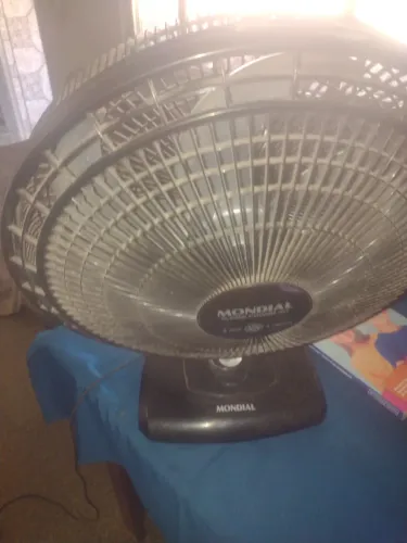 Ventilador Arno 40 cm semi novo 120.00