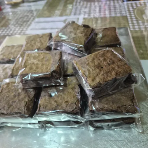 Brownie para revenda 6x6, 50% Cacau. Para retirada