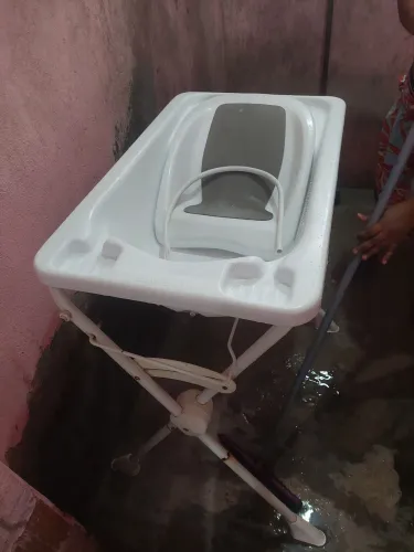 Banheira com suporte