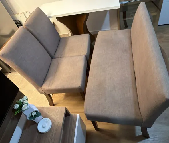 02 CADEIRAS + 01 BANCO PARA MESA DE JANTAR