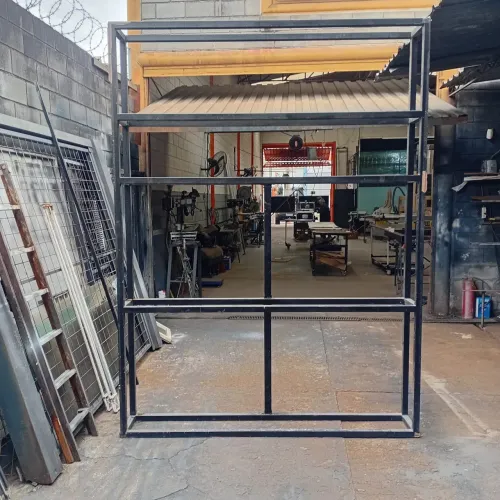 Prateleira reforçada 2.00m x 2.70m x 0.30m