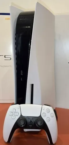 PlayStation 5 - Com Leitor - Funcionando Normalmente - Vai Com Garantia