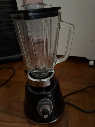 Liquidificador copo de vidro Oster New osterizer clássico black