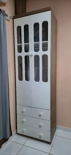 Guarda-roupa infantil
