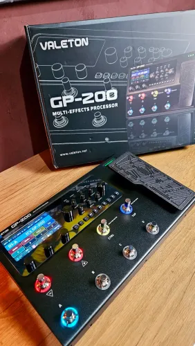 Pedaleira Guitarra Valeton Gp200 - *Nova