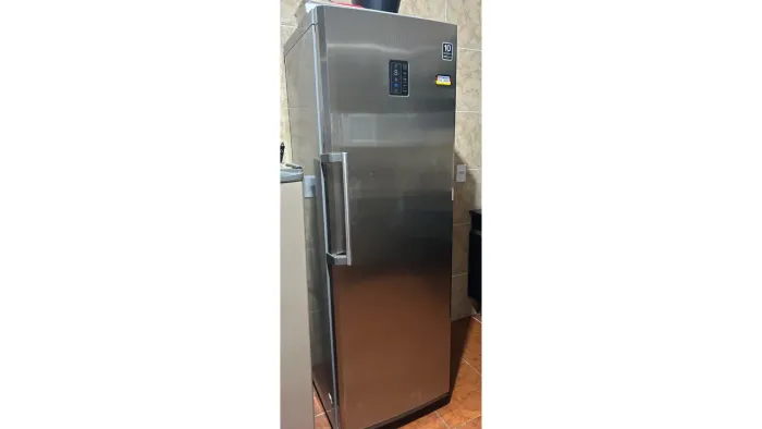 Geladeira Samsung RR82FHRS l Aço inoxidável