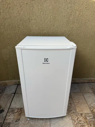 Frigobar Electrolux 110v 122L, Seminovo! ENTREGO!!