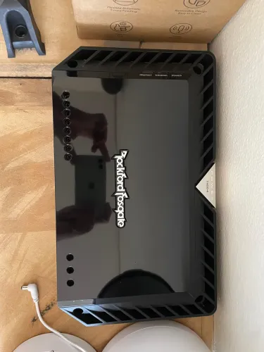 Amplificador rockford fosgate 