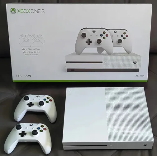 Xbox One S 