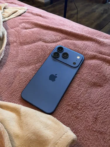 iPhone 17 Pro Max Novo na Garantia Apple Caixa e acessórios