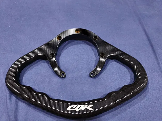 Suporte de tanque para moto CBR 600