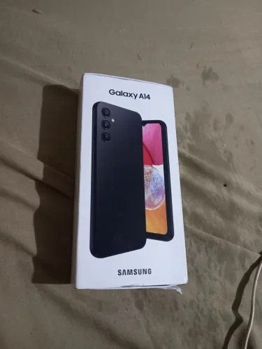 Samsung A14. 64gigas NOVO