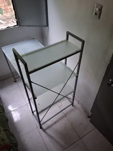 Estante de vidro