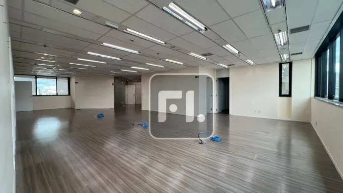 Conjunto para alugar, 205 m² por R$ 34.602,02/mês - Bela Vista - São Paulo/SP