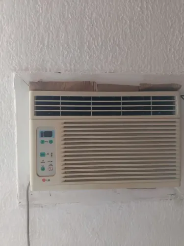 Estou vendendo esse ar condicionado por 600 reais