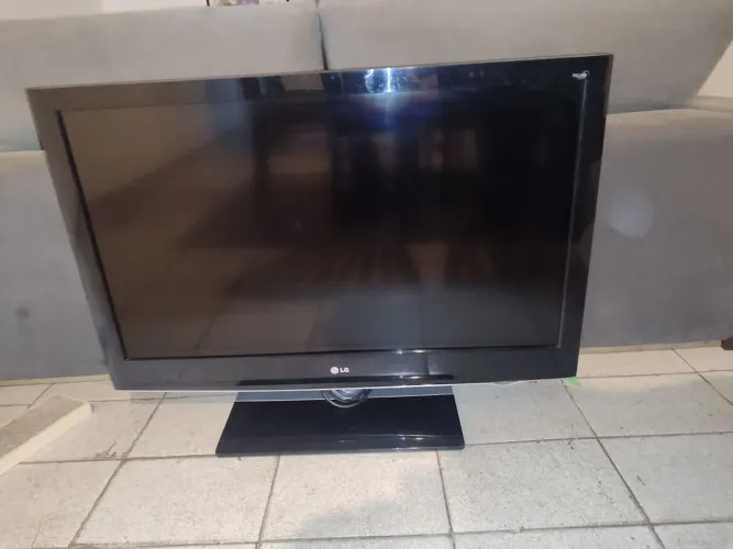 TV LG 42 polegadas NÃO É SMART