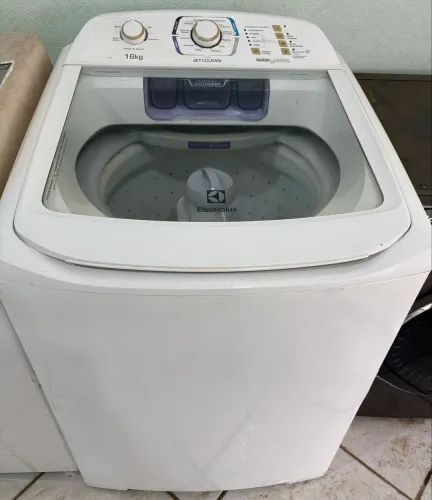 Máquina de lavar Electrolux 16 KG