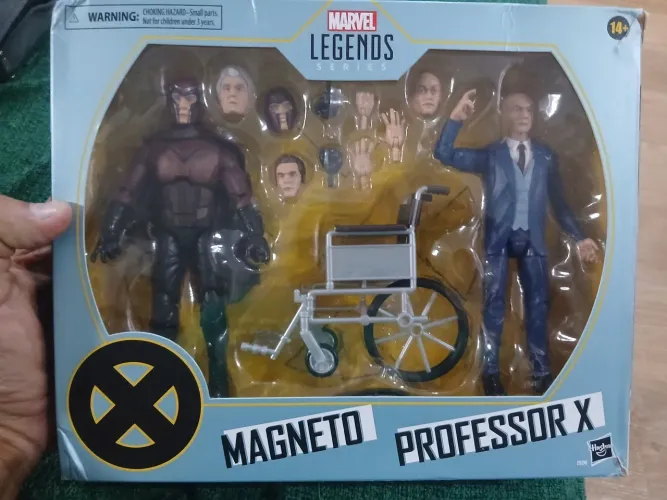 Magneto Professor X Marvel Legends (pack)