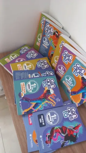 Livro conquista 1° série do ensino médio