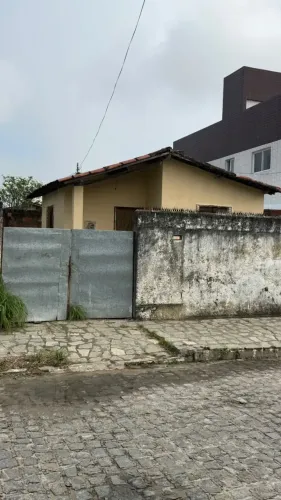 TERRENO A VENDA MANGABEIRA