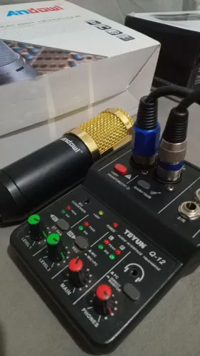 Interface de áudio Teyun 48V + Mic condensador BM800