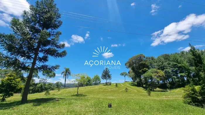 Terreno à venda no Condomínio Costa da Serra