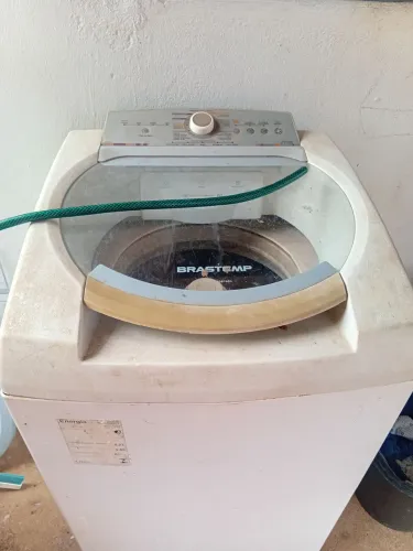 Vende-se essa máquina de lavar