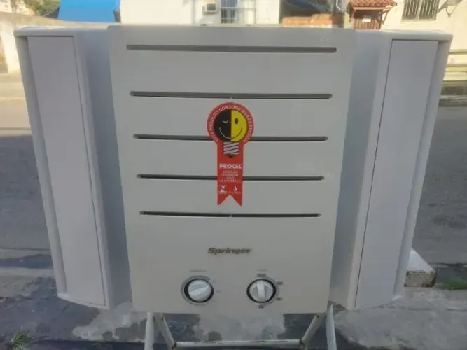 Ar Condicionado Springer 7500 BTUs Janela Mecânico 127v