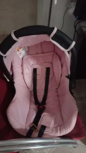 Bebê conforto menina