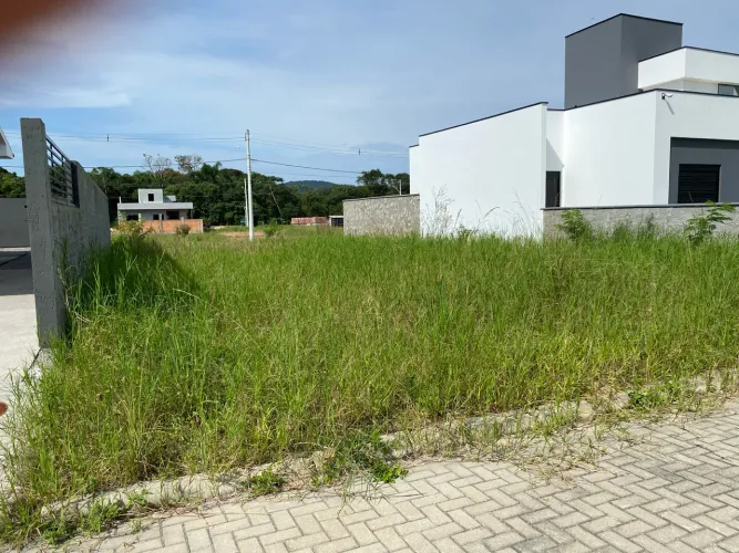 Terreno no loteamento Novo Horizonte