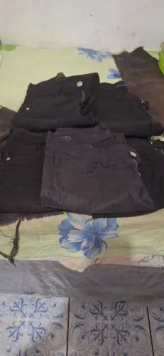 Vendo calça de Lycra Seminova 30 reais cada