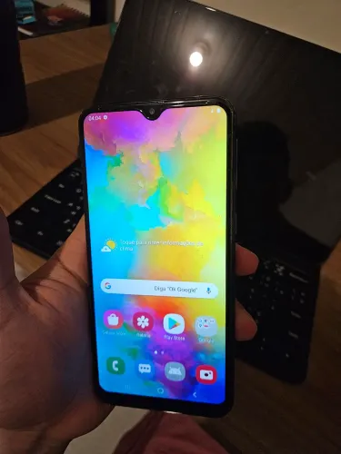 Samsung M20